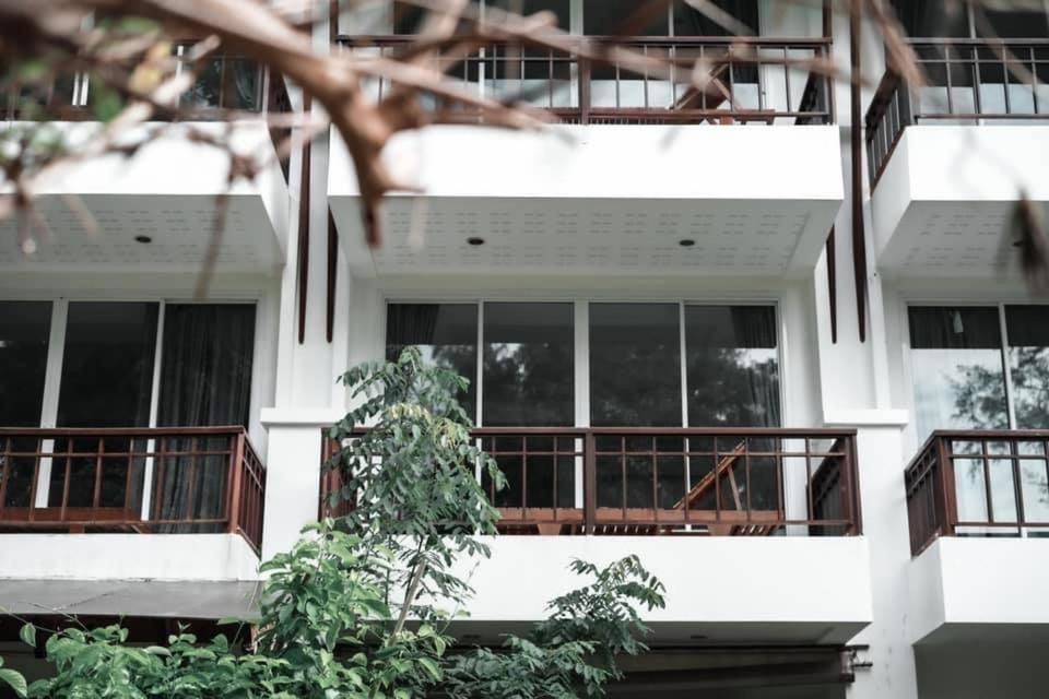 Kirati Beach Resort Choeng Mon Buitenkant foto