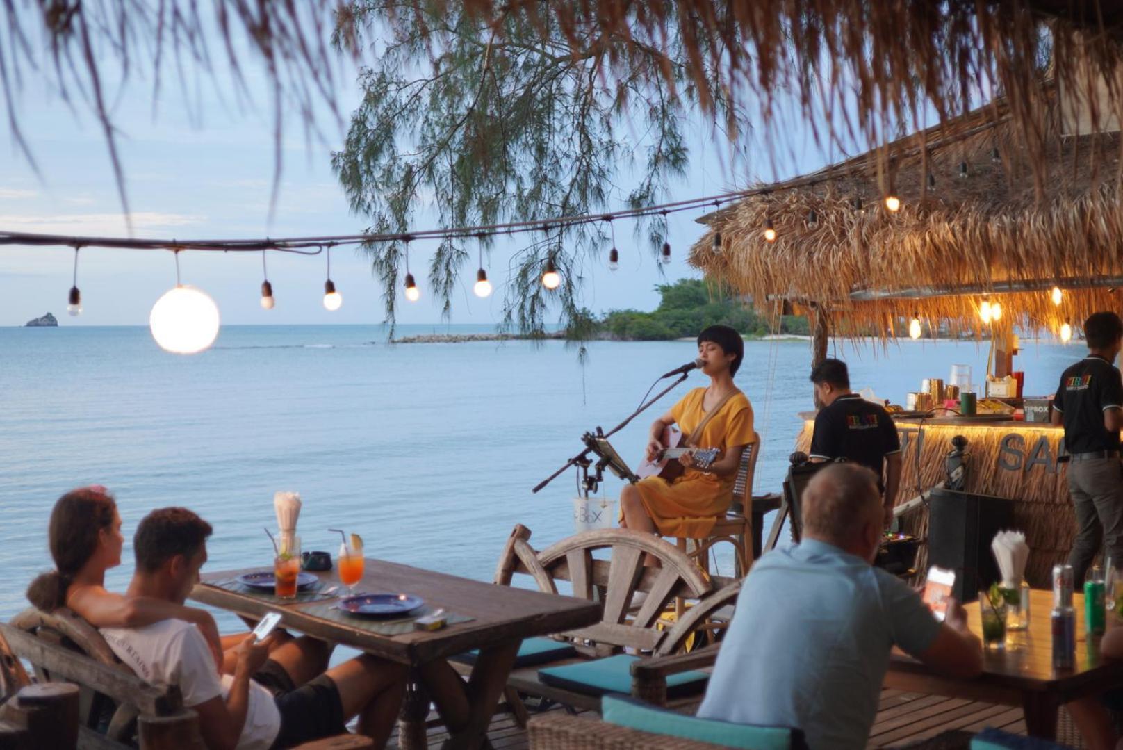 Kirati Beach Resort Choeng Mon Buitenkant foto