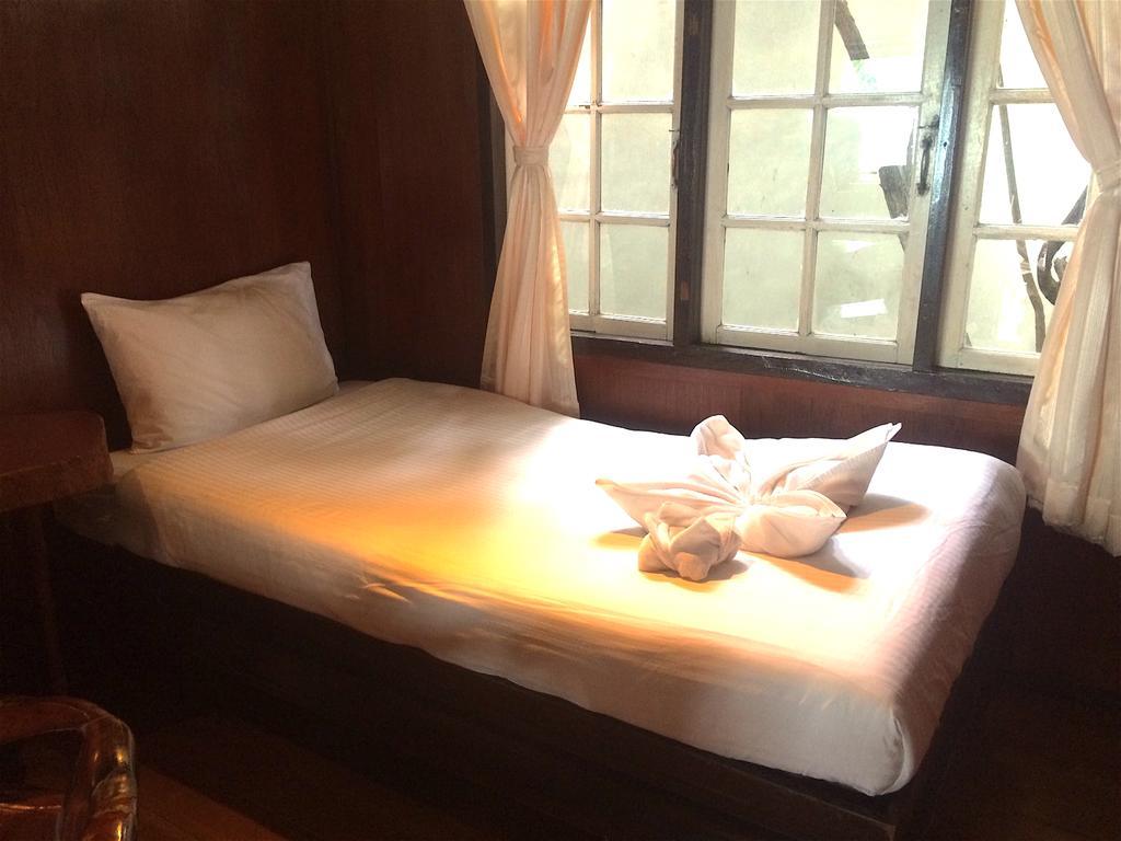 Kirati Beach Resort Choeng Mon Buitenkant foto