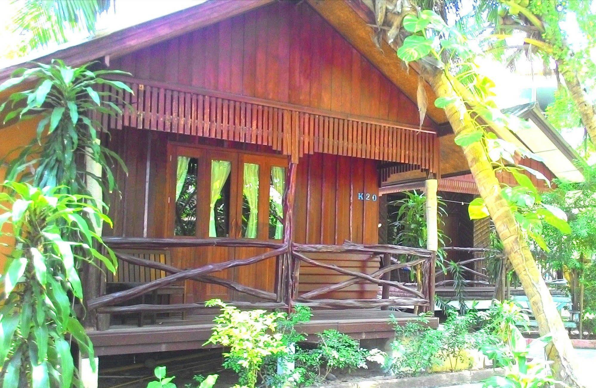 Kirati Beach Resort Choeng Mon Buitenkant foto
